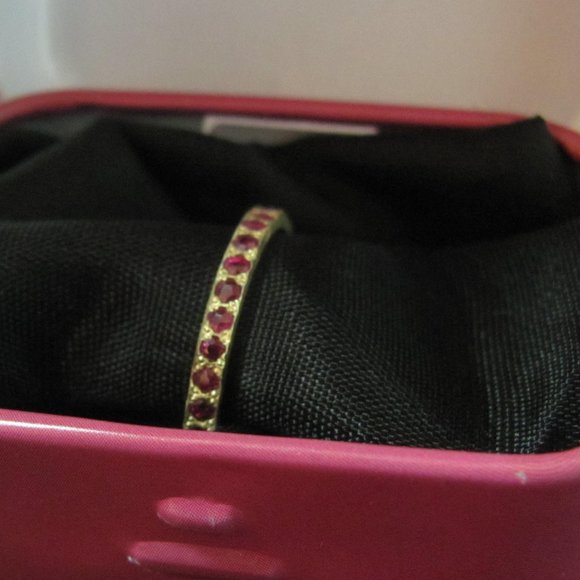 Ruby ring. 14K yellow gold ring set with 15 Ruby. - Picture 14 of 15